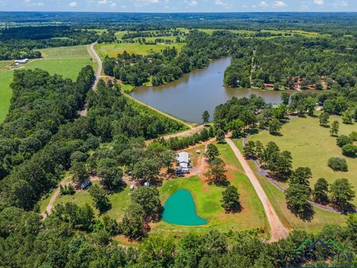 1440 Florey Lake Rd, Kilgore, TX, 75662-4720 | Card Image