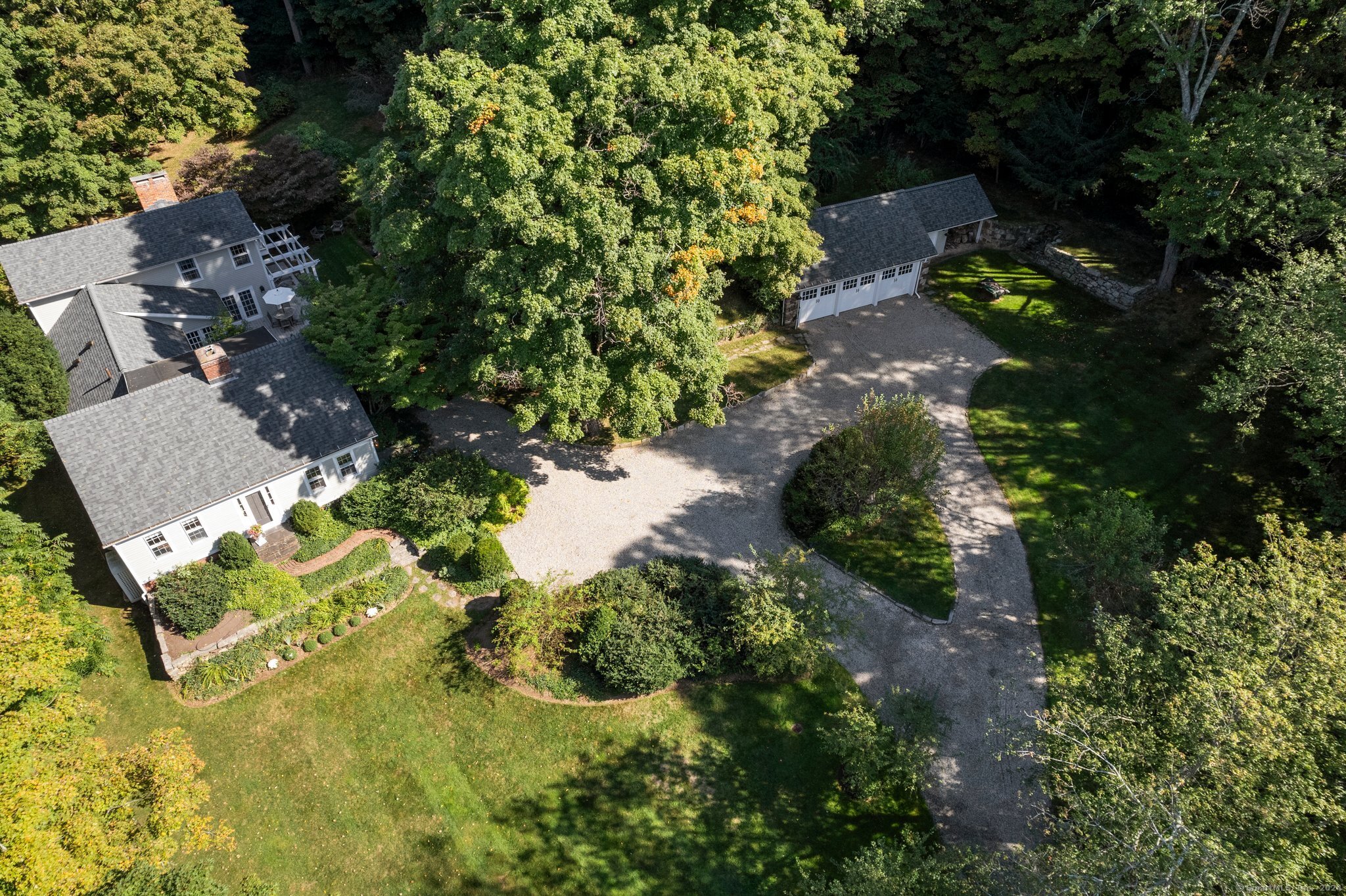 Mountain Rd, Glastonbury, CT 06033