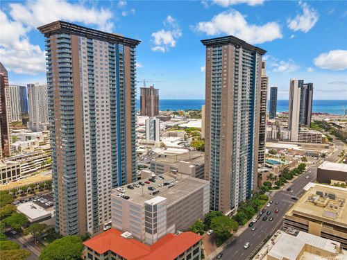 326-801 South Street, Honolulu, HI, 96813 | Card Image