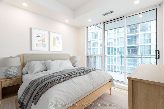 806 - 88 Palace Pier Crt, Condo with 2 bedrooms, 2 bathrooms and 1 parking in Etobicoke ON | Image 15
