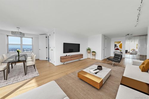 19c-110-11 Queens Blvd, Forest Hills, NY, 11375-5407 | Card Image
