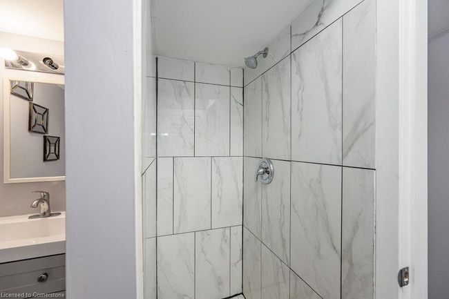 30 - 11 Grand River Blvd, Townhouse with 4 bedrooms, 2 bathrooms and 1 parking in Kitchener ON | Image 29