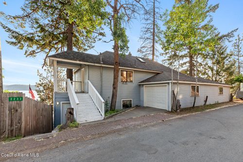 2233 S Silver Beach Rd, Coeur D Alene, ID, 83814-7534 | Card Image