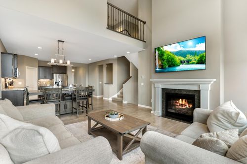 20615 Gunnison Dr, Lakeville, MN, 55044-4107 | Card Image