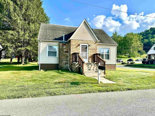 89 Hall St, Philippi, WV, 26416-1292 | Card Image