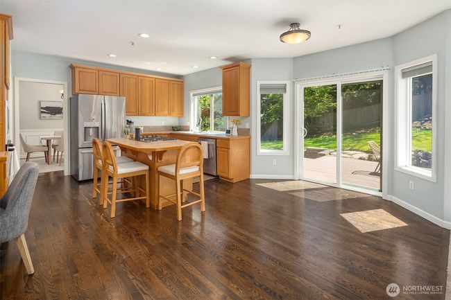 Open and bright kitchen | Image 8