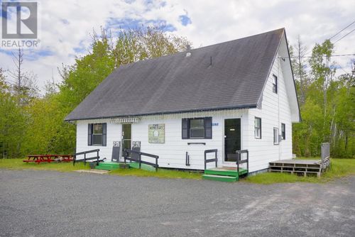 9571 Normans Rd, House with 2 bedrooms, 3 bathrooms and null parking in Murray Harbour PE | Card Image