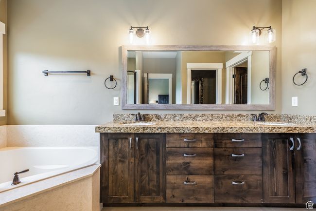 1773 E Longview Dr, Townhouse with 4 bedrooms, 4 bathrooms and 2 parking in Hideout UT | Image 16