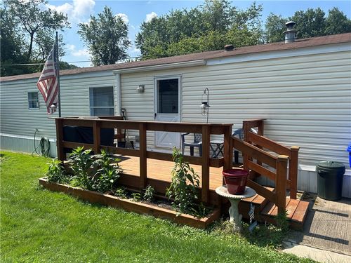 210 Sunny Hill Dr, Valencia, PA, 16059-1634 | Card Image