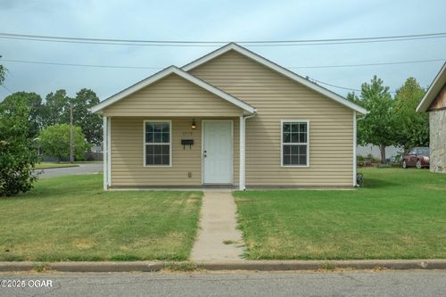 2630 Kentucky Ave, Joplin, MO, 64804-2737 | Card Image