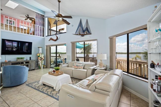 LIVING AREA | Image 19