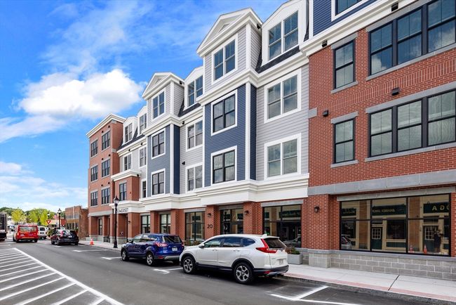 APT-206 - 10 Somerset Ave, Condo with 2 bedrooms, 2 bathrooms and 1 parking in Winthrop MA | Image 14