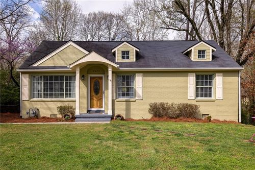 1523 Harvest Ln Se, Atlanta, GA, 30317-3018 | Card Image