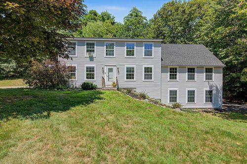 9 Monroe Dr, Naples, ME, 04055-5029 | Card Image