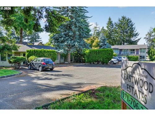 19109 Se Yamhill St, Portland, OR, 97233-5956 | Card Image
