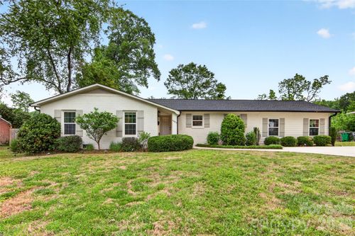 4023 Firethorne Rd, Charlotte, NC, 28205-4532 | Card Image