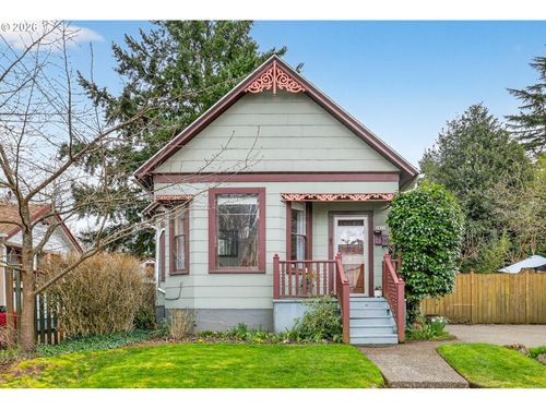 2820 Ne Oregon St, Portland, OR, 97232-2520 | Card Image