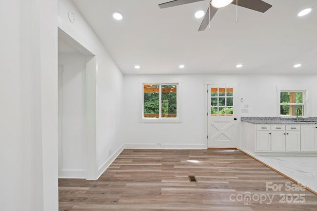 431 Pole Miller Ext, House other with 3 bedrooms, 2 bathrooms and null parking in Brevard NC | Image 6
