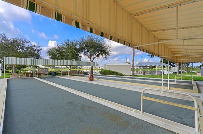 107 Sheffield E, Condo with 1 bedrooms, 2 bathrooms and null parking in West Palm Beach FL | Image 60