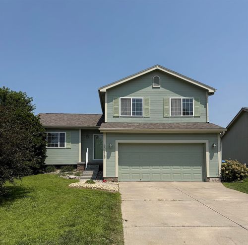 20926 Oak St, Gretna, NE, 68028-6960 | Card Image