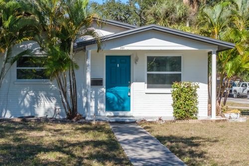 301 43rd Ave N, St Petersburg, FL, 33703-4833 | Card Image
