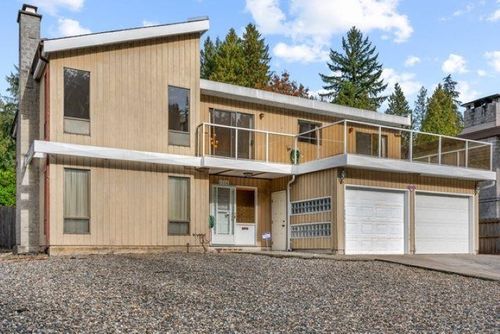 1006 Hendecourt Rd, North Vancouver, BC, V7K2W9 | Card Image