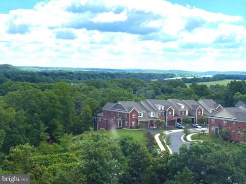 809-19385 Cypress Ridge Ter, LEESBURG, VA, 20176-5168 | Card Image
