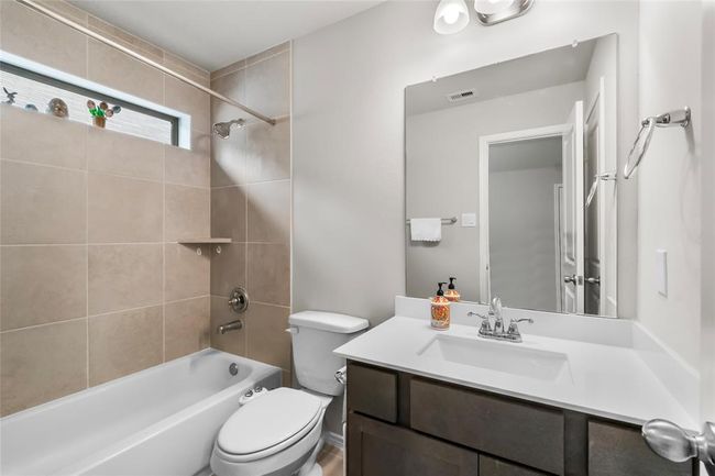 2739 Meadow View Ln, House other with 5 bedrooms, 4 bathrooms and 2 parking in Conroe TX | Image 22