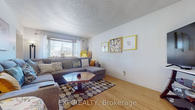 769 Olive Ave, House other with 4 bedrooms, 1 bathrooms and 4 parking in Oshawa ON | Image 6