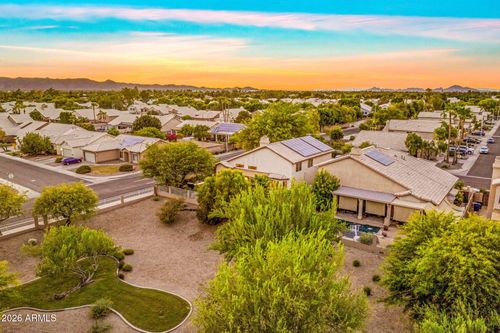 5225 W Del Rio St, Chandler, AZ, 85226-1945 | Card Image