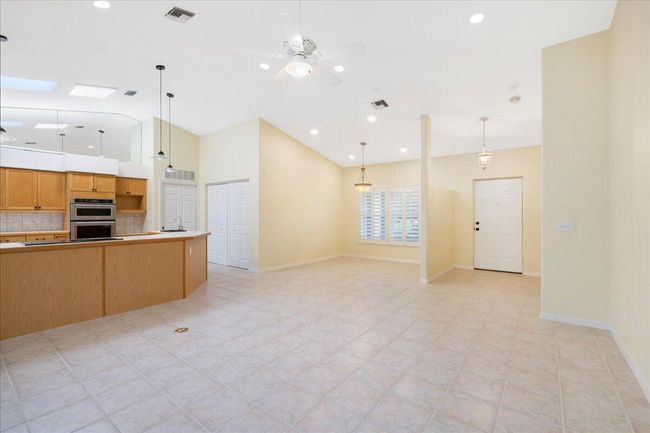632 Concha Dr, House other with 3 bedrooms, 2 bathrooms and null parking in SEBASTIAN FL | Image 28