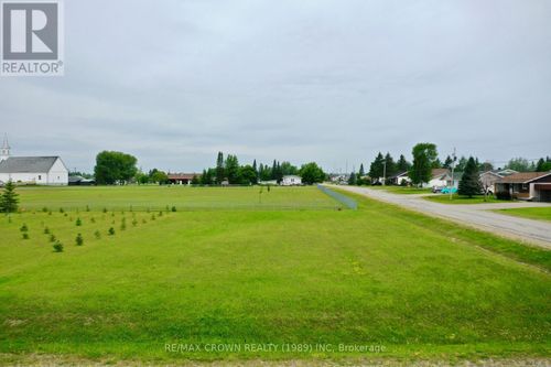 11 Grenier Ave, Val Rita, ON, P0L2G0 | Card Image
