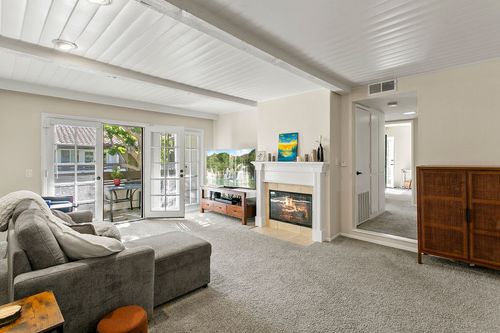 unit-226-21372 Brookhurst St, Huntington Beach, CA, 92646-7304 | Card Image