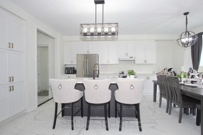 16 Dolucci Cres, House other with 4 bedrooms, 3 bathrooms and 2 parking in Brampton ON | Image 13
