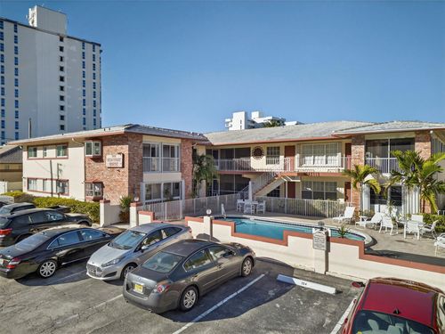 apt-104-3215 Ne 15th St, Pompano Beach, FL, 33062-3321 | Card Image