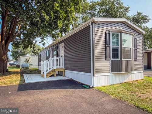 4128 Davis Dr, MORRISVILLE, PA, 19067-6116 | Card Image