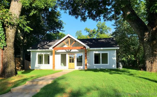 415 Ne 5th Ave, Durant, OK, 74701-5229 | Card Image