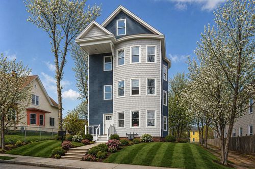 39 Gates St, Worcester, MA, 01610-1644 | Card Image