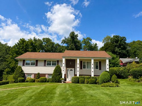 8 Pinewood Shores, Sherman, CT, 06784 | Card Image