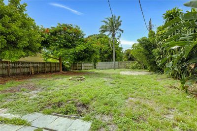 1844 Sheridan St, House other with 2 bedrooms, 2 bathrooms and null parking in Hollywood FL | Image 2