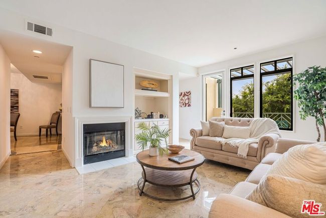 APT-335 - 5625 Crescent Park W, Condo with 2 bedrooms, 3 bathrooms and 2 parking in Playa Vista CA | Image 5