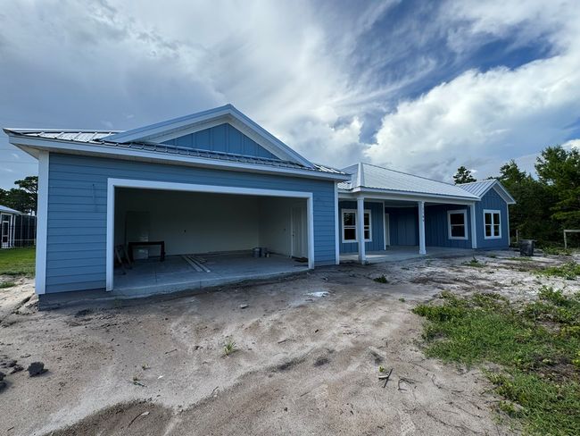 1703 St George's Ct, House other with 3 bedrooms, 2 bathrooms and 4 parking in Eastpoint FL | Image 4