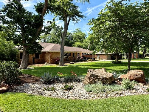 1035 Waterford Dr, Dallas, TX, 75218-2845 | Card Image