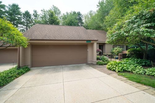 6562 Glaston Ct Se, Grand Rapids, MI, 49546-6864 | Card Image