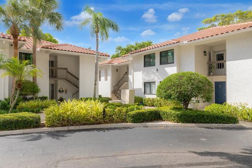 204-50 Pelican Pointe Dr, Delray Beach, FL, 33483-8046 | Card Image