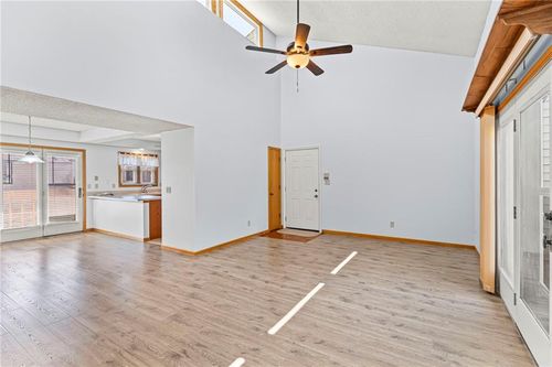 b10-12310 E 43rd St S, Independence, MO, 64055-4456 | Card Image
