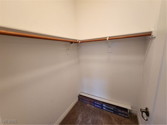 3rd bedroom has walk in closet | Image 27