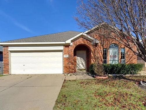 3621 Desert Mesa Rd, Roanoke, TX, 76262-4554 | Card Image
