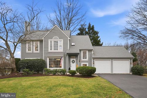 6112 Sandstone Ct, CLIFTON, VA, 20124-2323 | Card Image