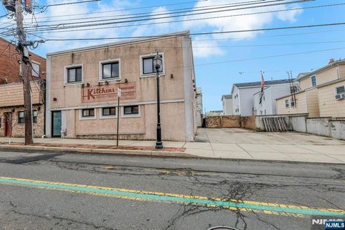 211-209-211 Central Ave, East Newark, NJ, 07029-2708 | Card Image